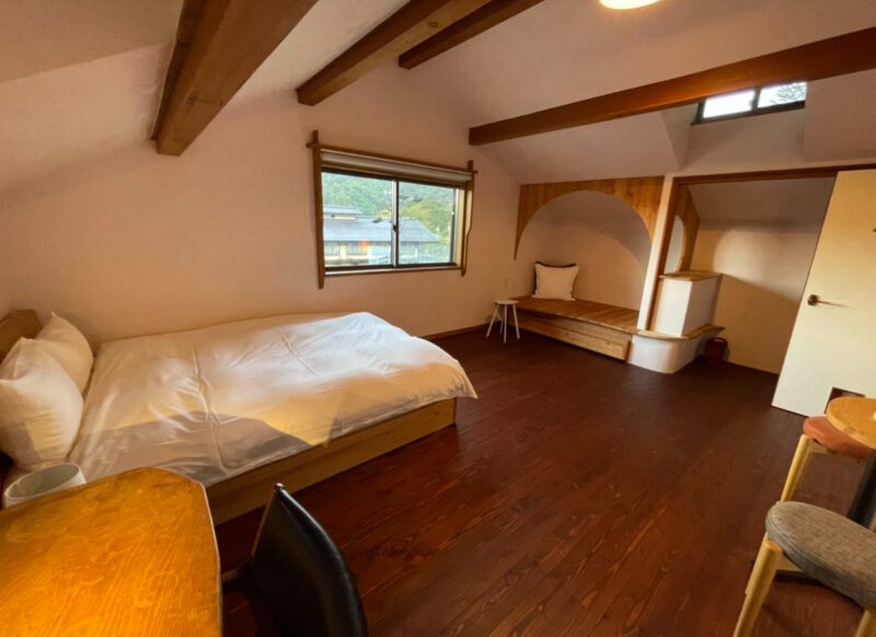 長野県にある山村テラス 木馬のワルツの室内の様子