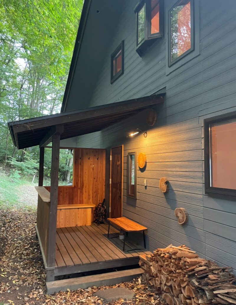 長野県にある山村テラス 木馬のワルツの外観の様子