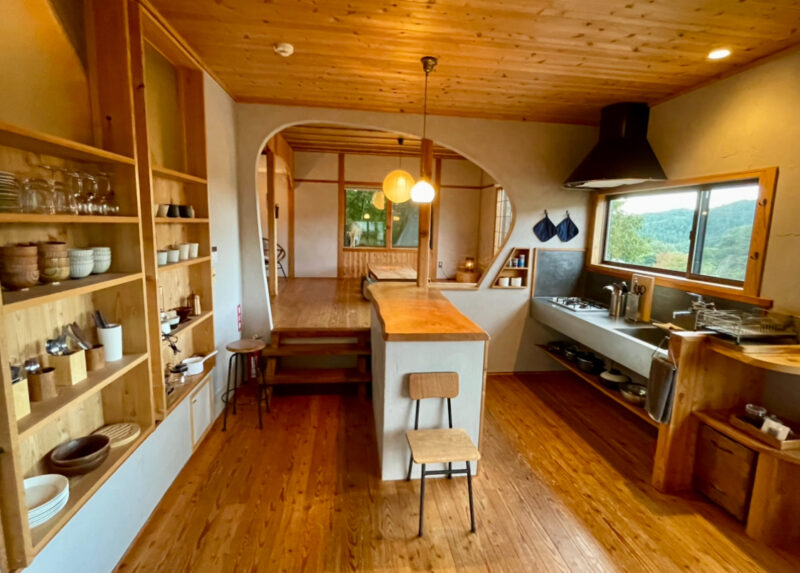 長野県にある山村テラス 木馬のワルツの室内の様子