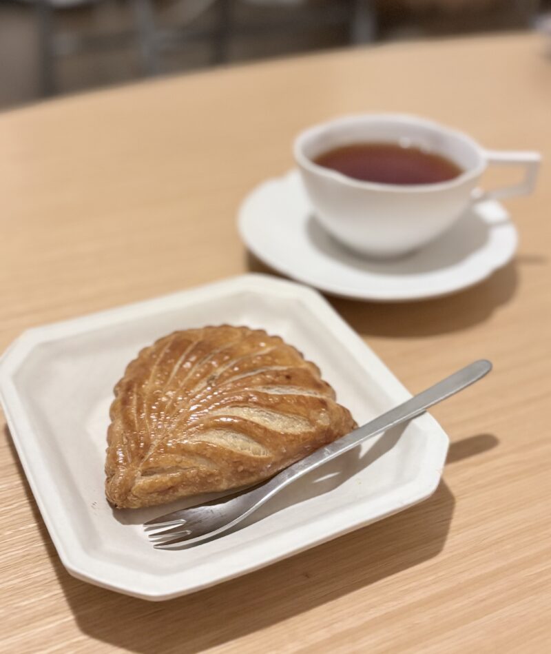 パティスリールタミのアップルパイ