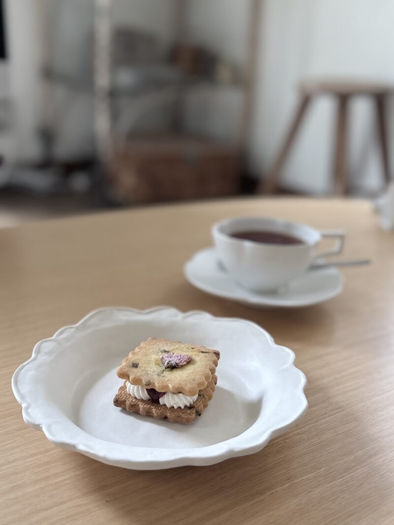 パティスリールタミの桜苺バターサンド 